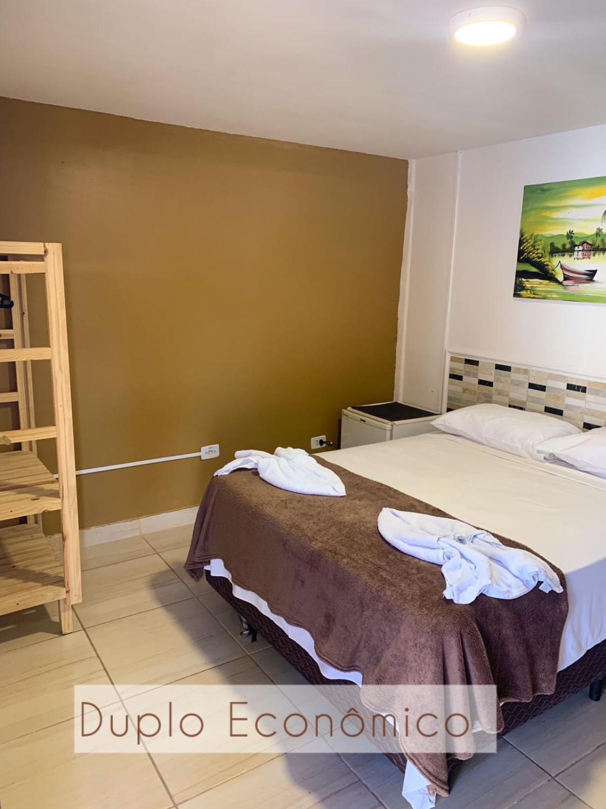 Iapoi Guest house *